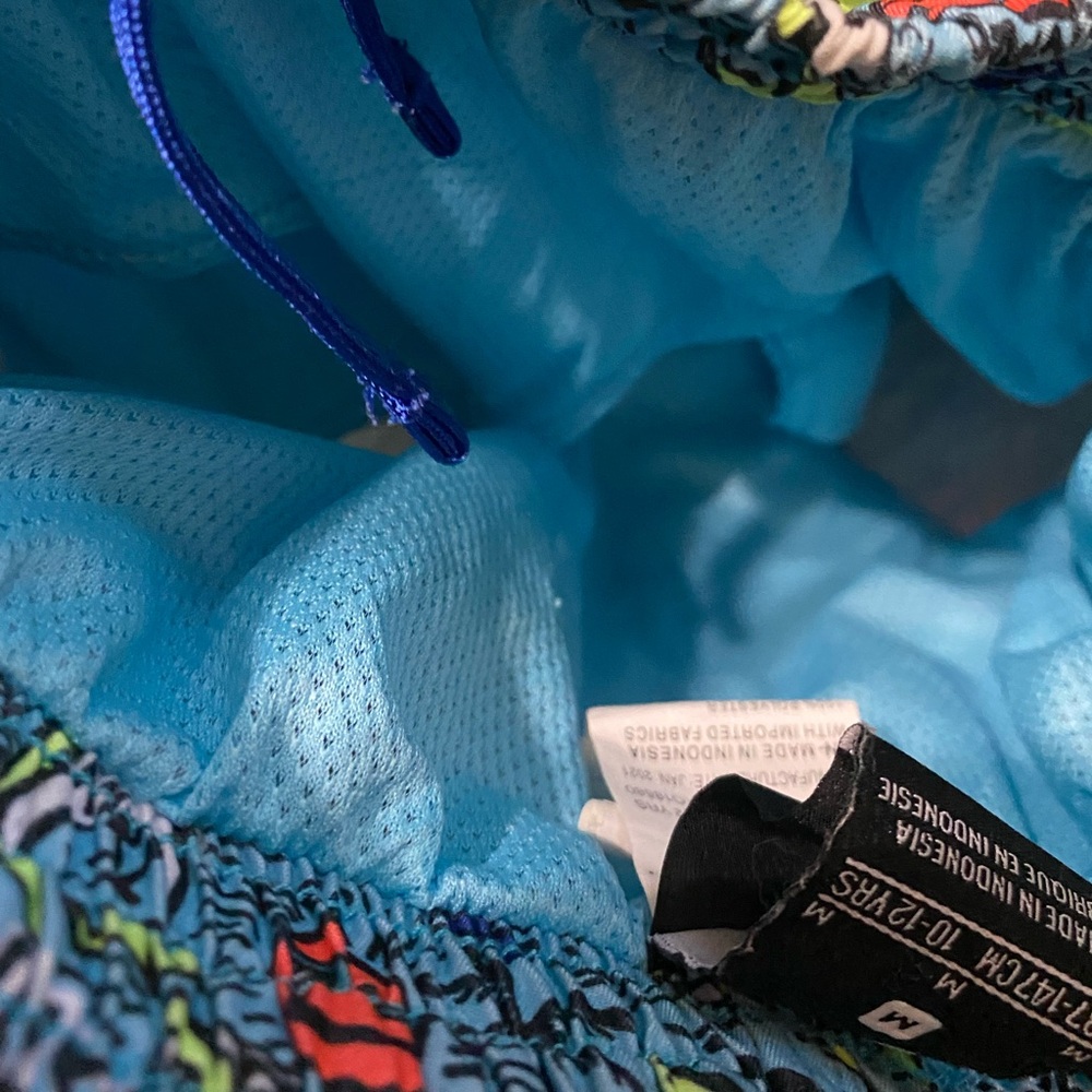 Boys Nike Swim Trunks - Picture 5 of 6